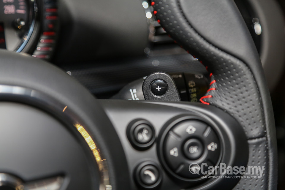 MINI Clubman F54 (2016) Interior