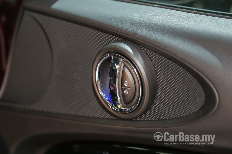 MINI Clubman F54 (2016) Interior