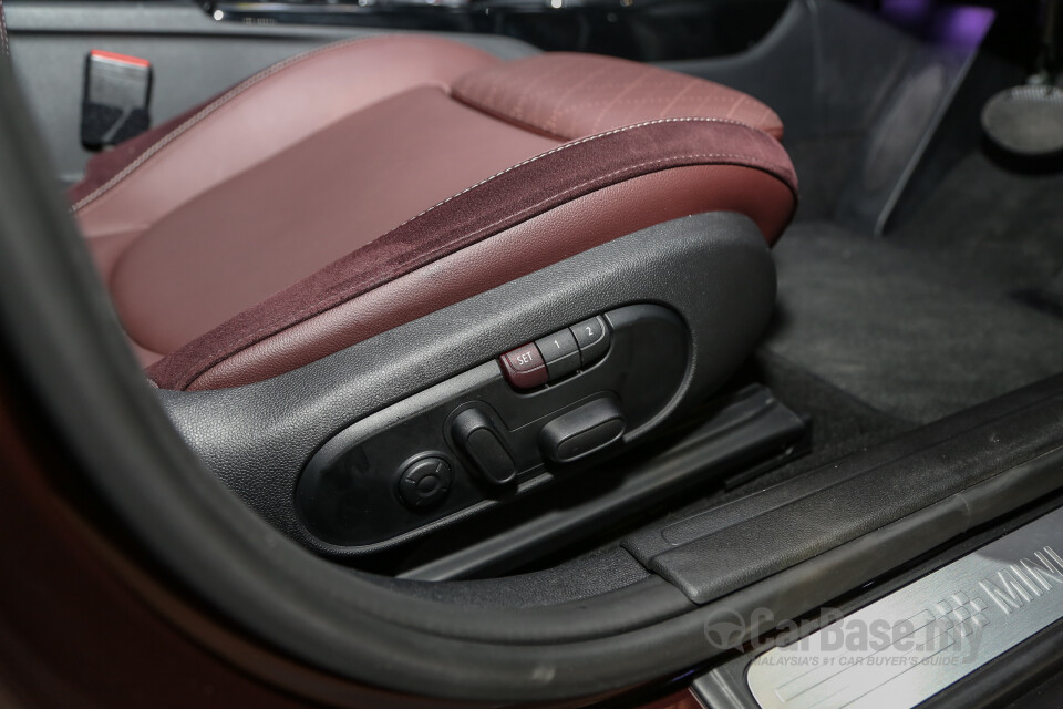 Mercedes-Benz AMG C-Class W205 AMG Facelift (2018) Interior