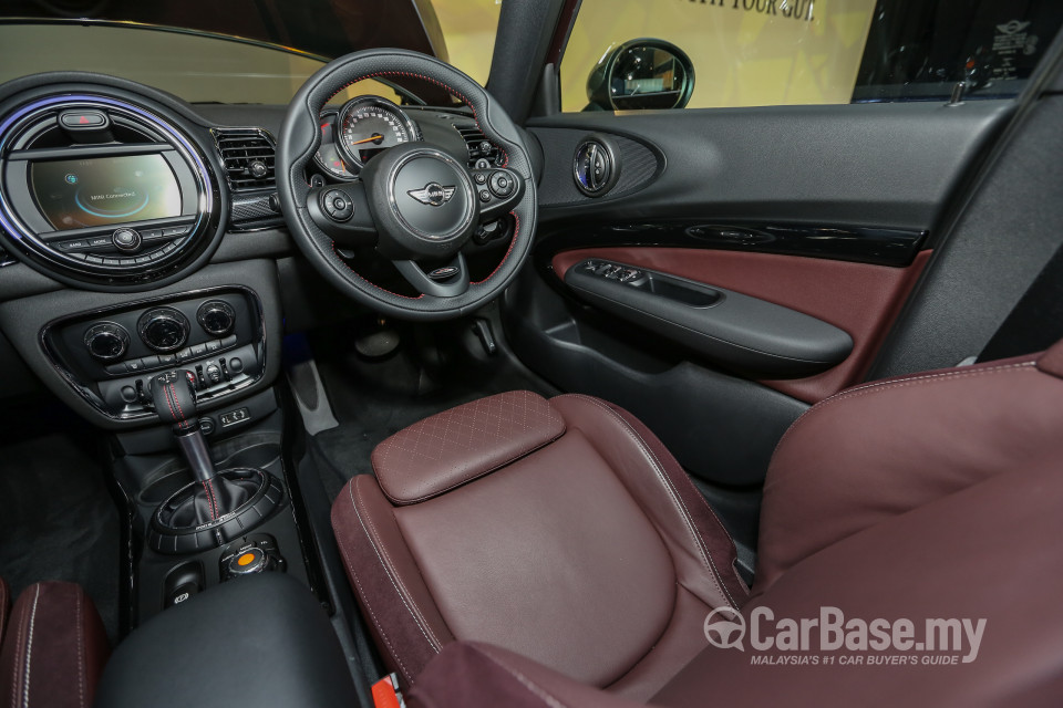 MINI Clubman F54 (2016) Interior