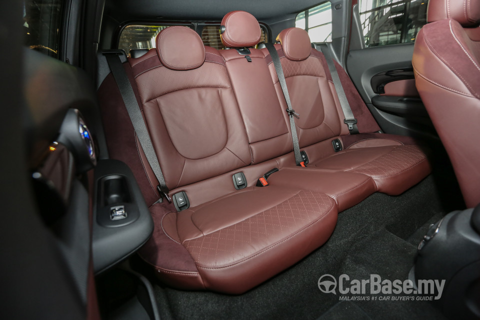 MINI Clubman F54 (2016) Interior
