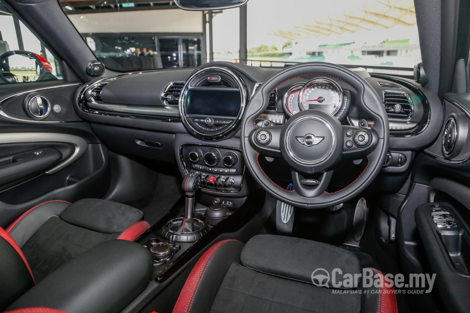 MINI Clubman F54 (2016) Interior