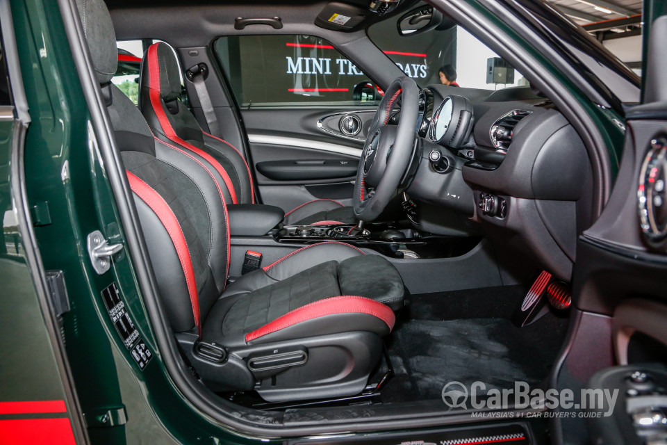 MINI Clubman F54 (2016) Interior
