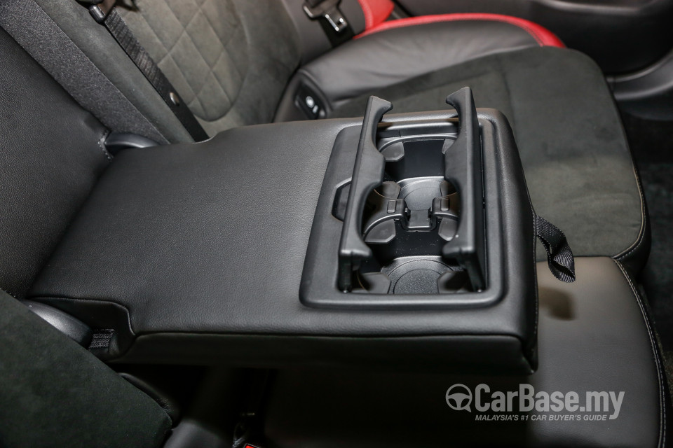 MINI Clubman F54 (2016) Interior