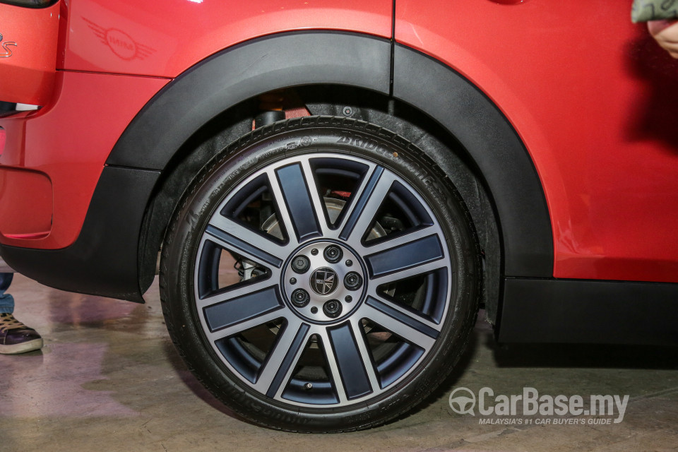 MINI Clubman F54 LCI (2019) Exterior