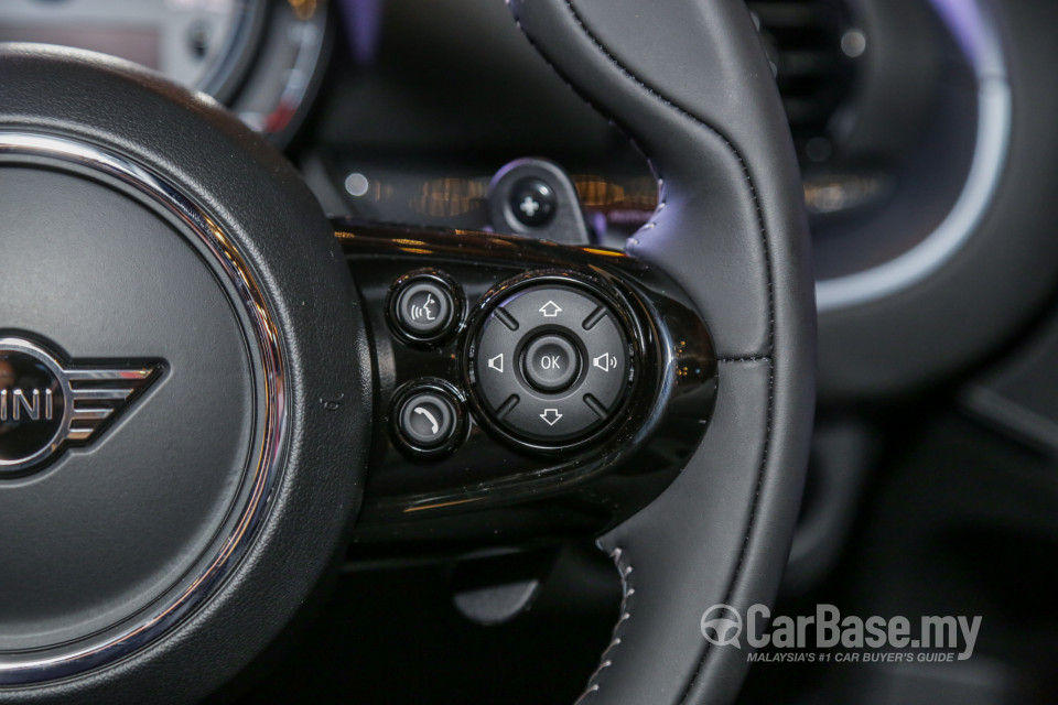 MINI Clubman F54 LCI (2019) Interior