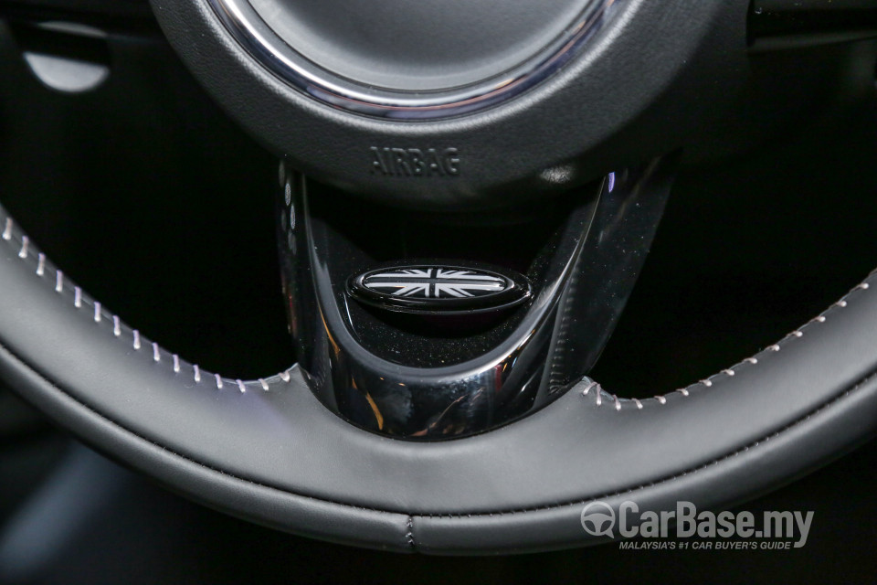MINI Clubman F54 LCI (2019) Interior