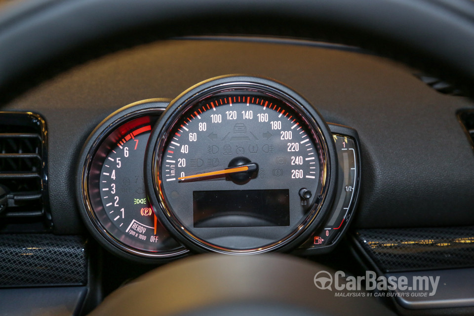 MINI Clubman F54 LCI (2019) Interior