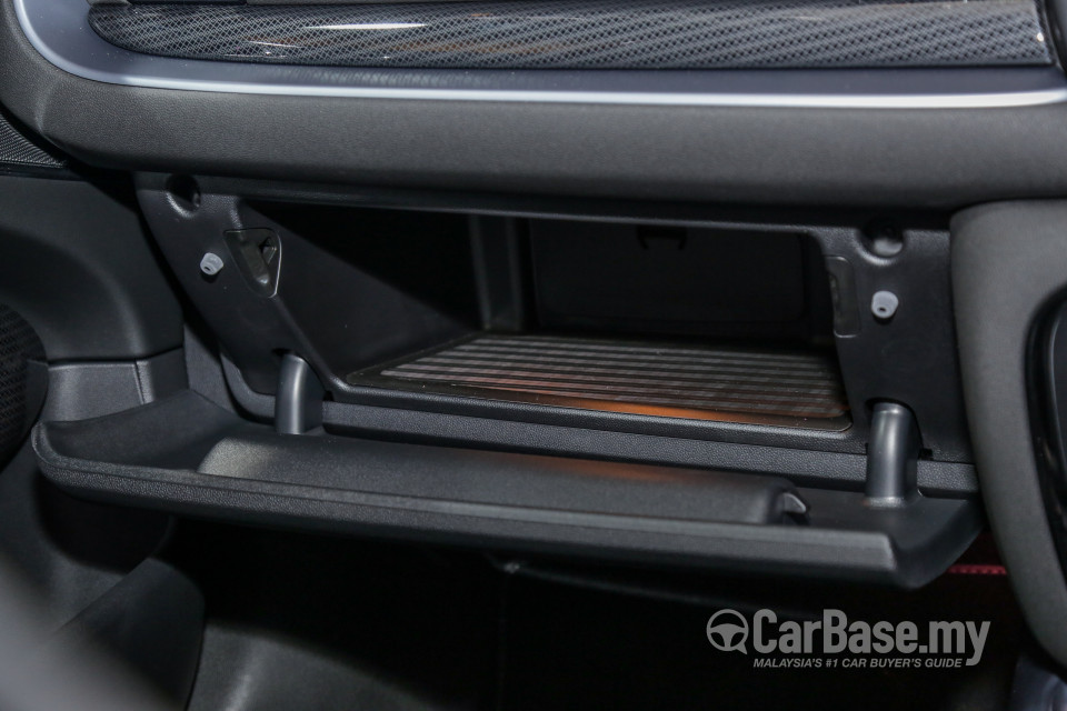 MINI Clubman F54 LCI (2019) Interior