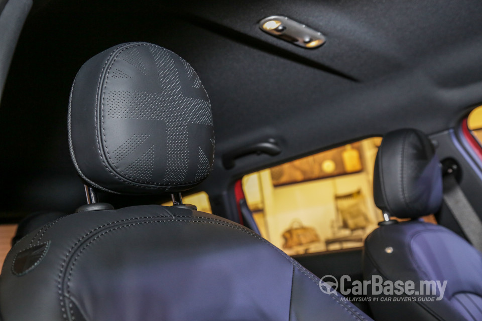 MINI Clubman F54 LCI (2019) Interior
