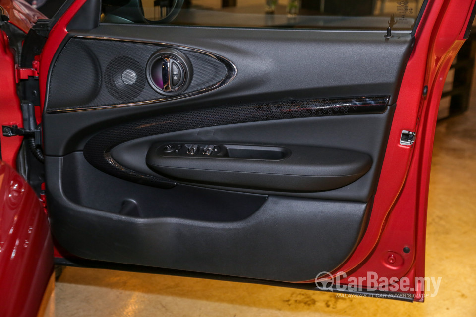 MINI Clubman F54 LCI (2019) Interior