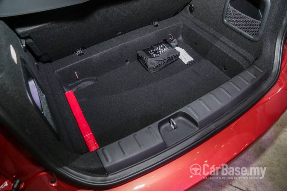 MINI Clubman F54 LCI (2019) Interior