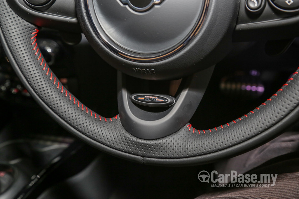 MINI Clubman F54 LCI (2019) Interior
