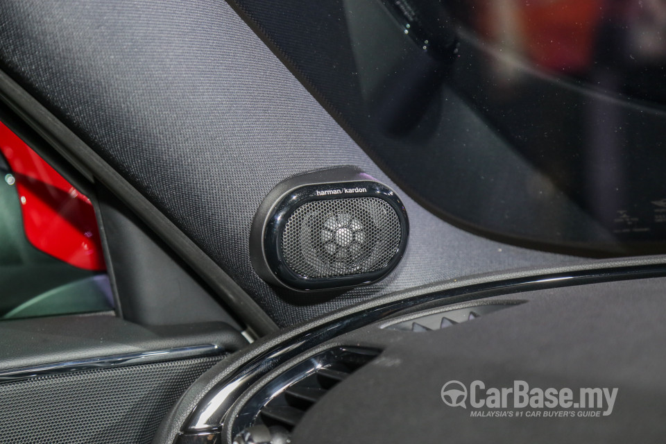 MINI Clubman F54 LCI (2019) Interior