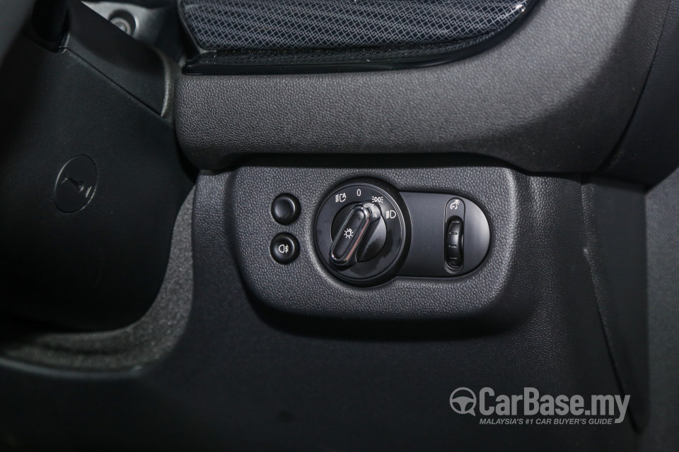 MINI Clubman F54 LCI (2019) Interior