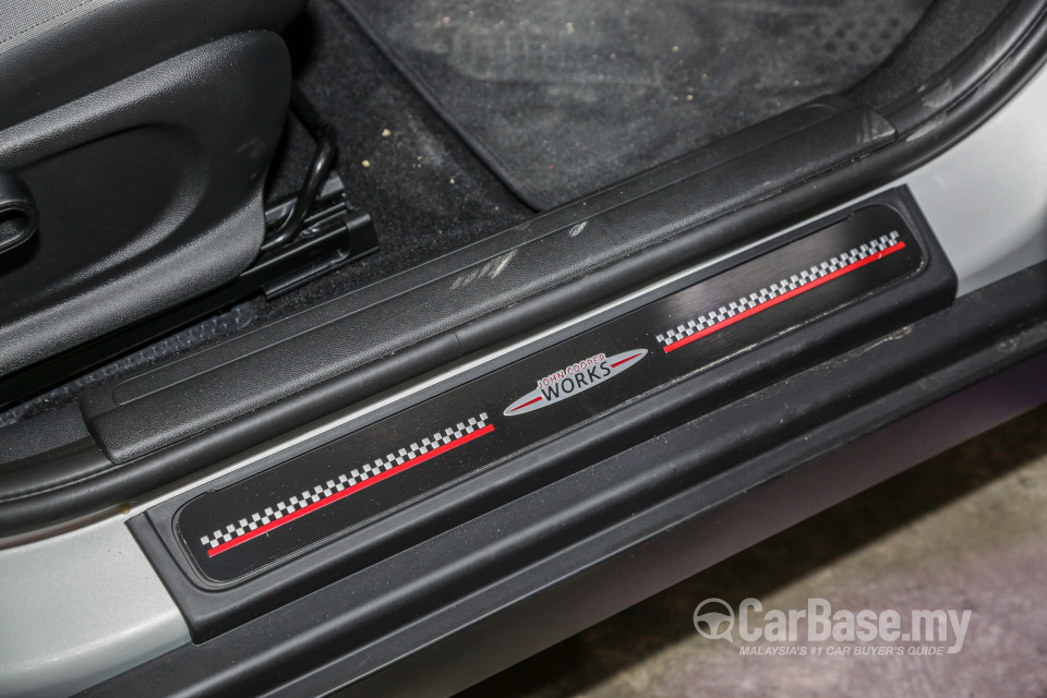 MINI Clubman F54 LCI (2019) Interior