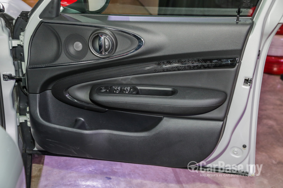 MINI Clubman F54 LCI (2019) Interior