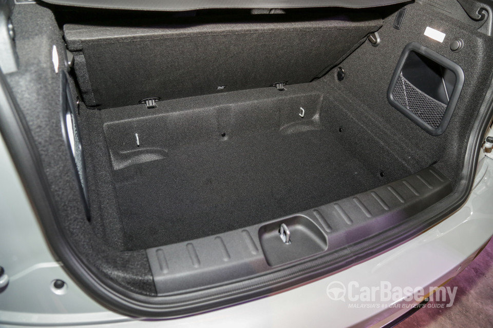 MINI Clubman F54 LCI (2019) Interior