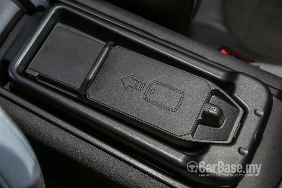 MINI Clubman F54 LCI (2019) Interior