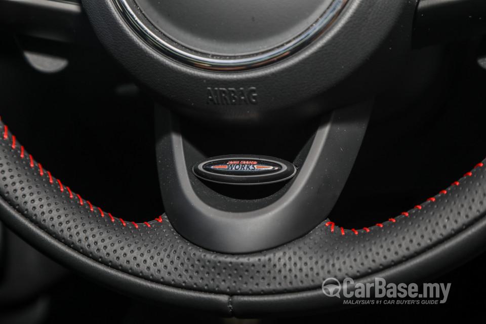 MINI Clubman F54 LCI (2019) Interior