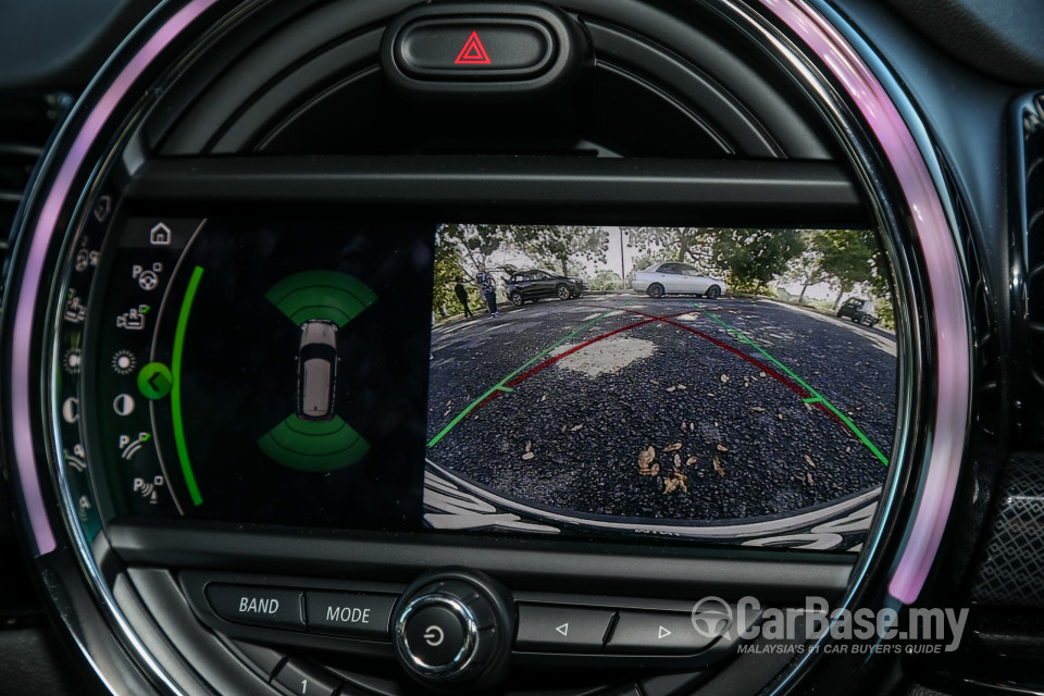 MINI Clubman F54 LCI (2019) Interior