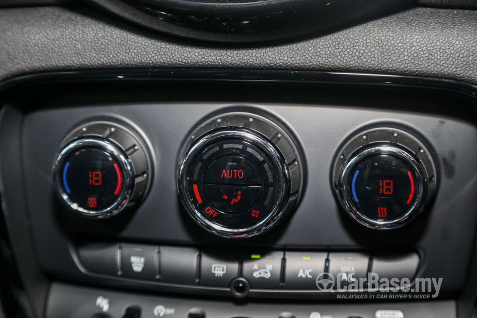 MINI Clubman F54 LCI (2019) Interior