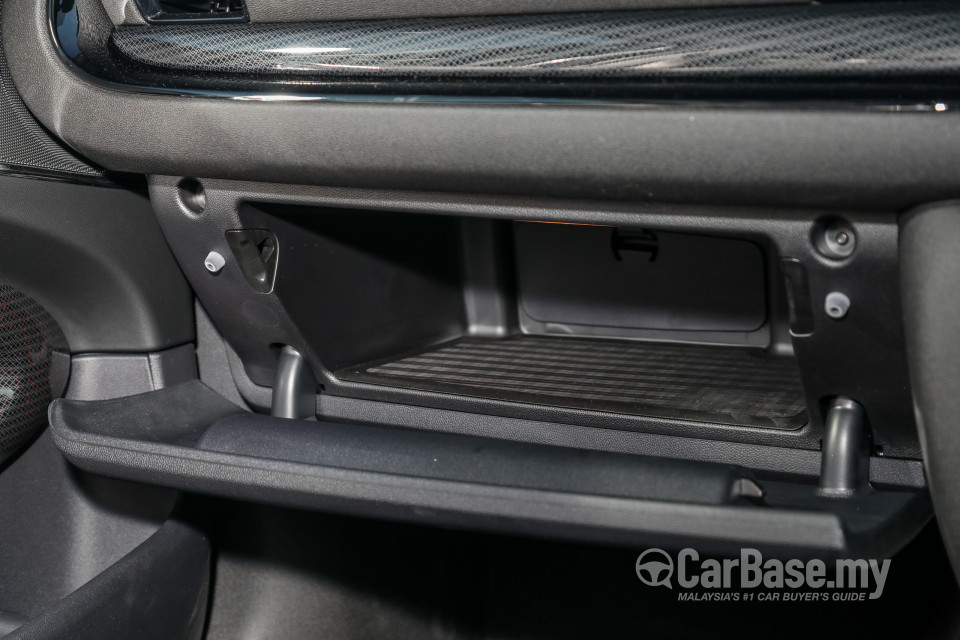 MINI Clubman F54 LCI (2019) Interior