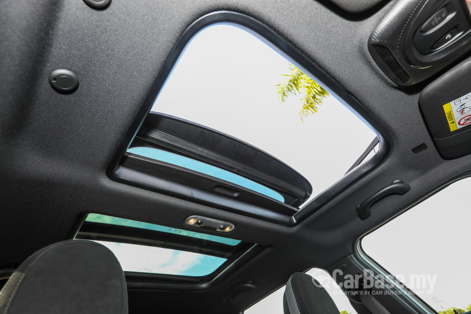 MINI Clubman F54 LCI (2019) Interior