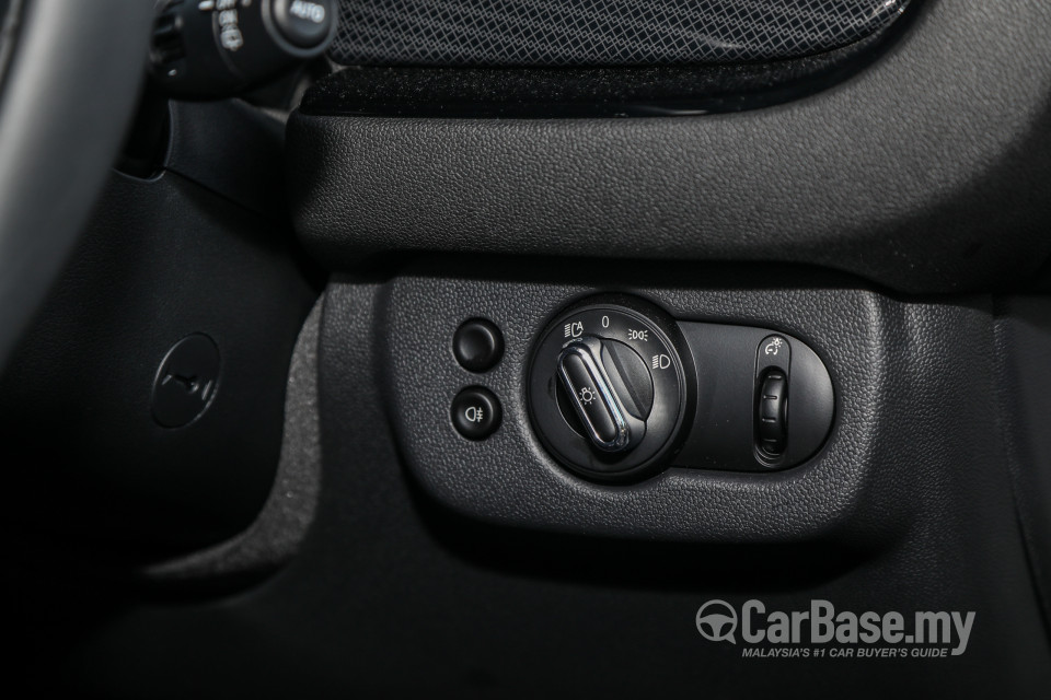 MINI Clubman F54 LCI (2019) Interior
