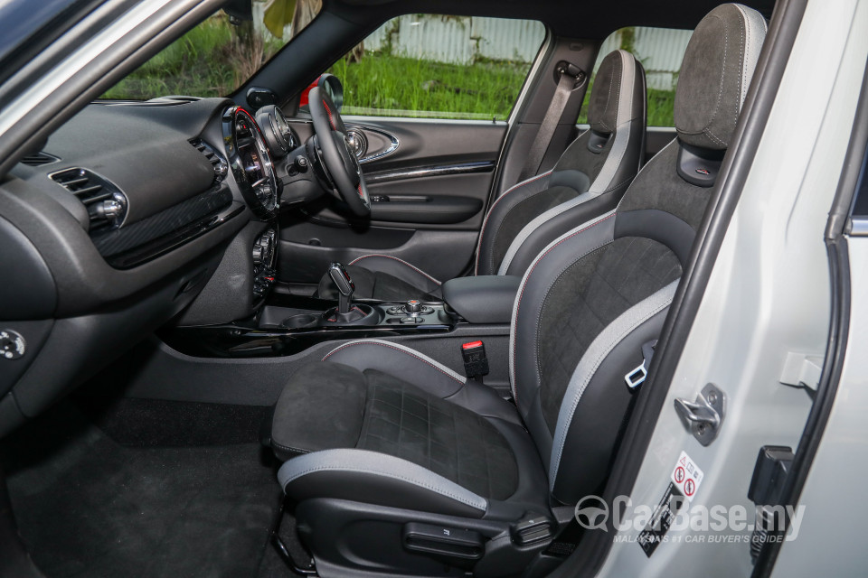 MINI Clubman F54 LCI (2019) Interior