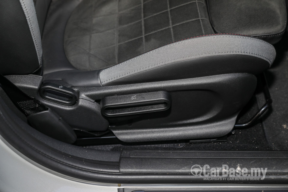 MINI Clubman F54 LCI (2019) Interior