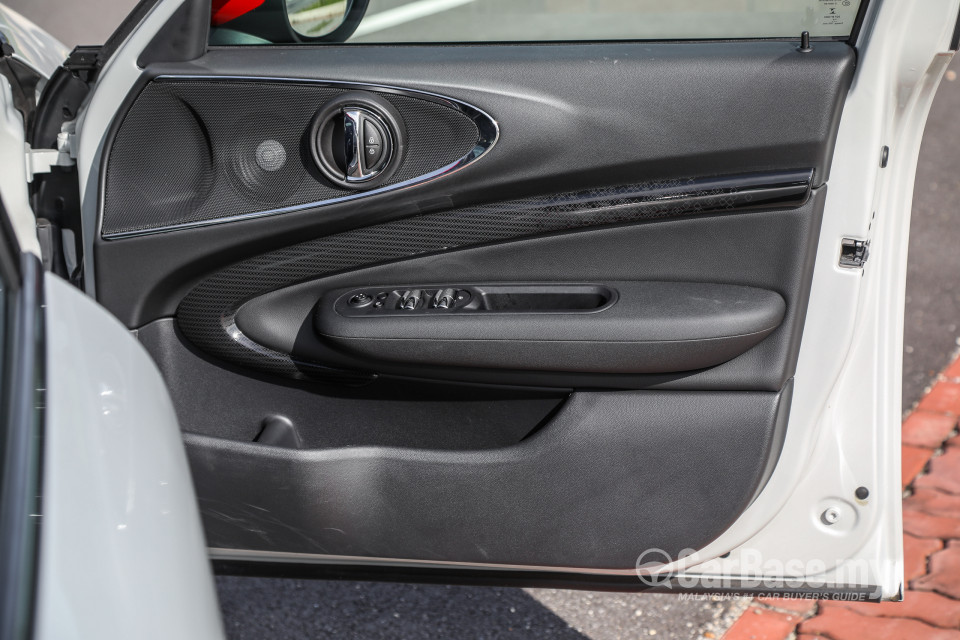 MINI Clubman F54 LCI (2019) Interior