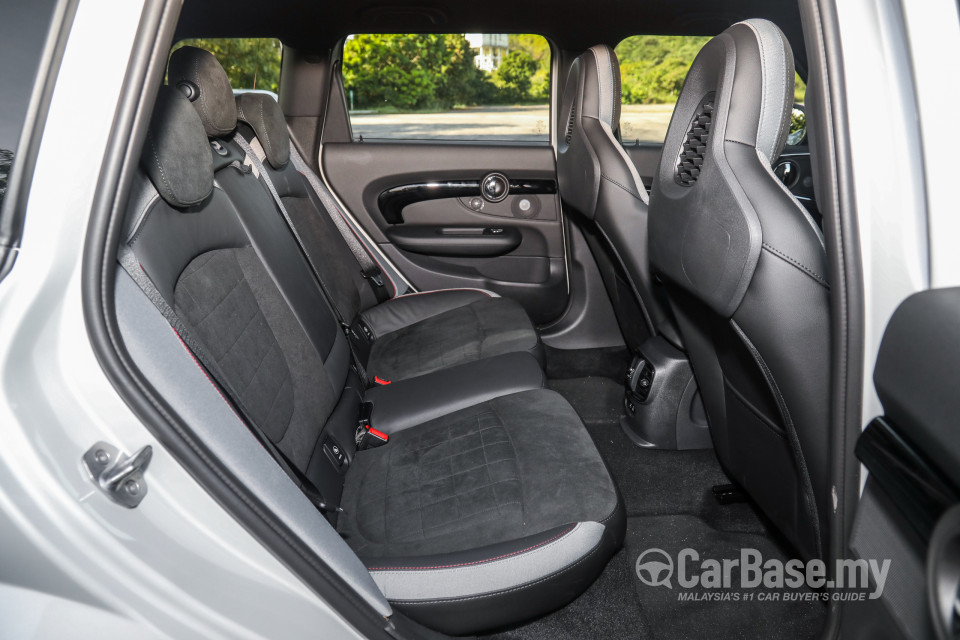 MINI Clubman F54 LCI (2019) Interior