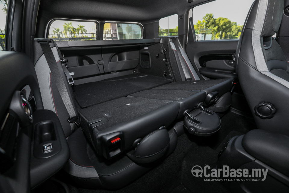 MINI Clubman F54 LCI (2019) Interior