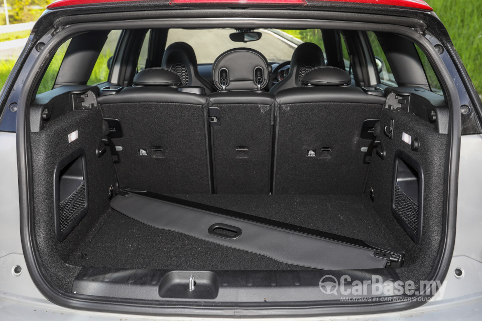 MINI Clubman F54 LCI (2019) Interior