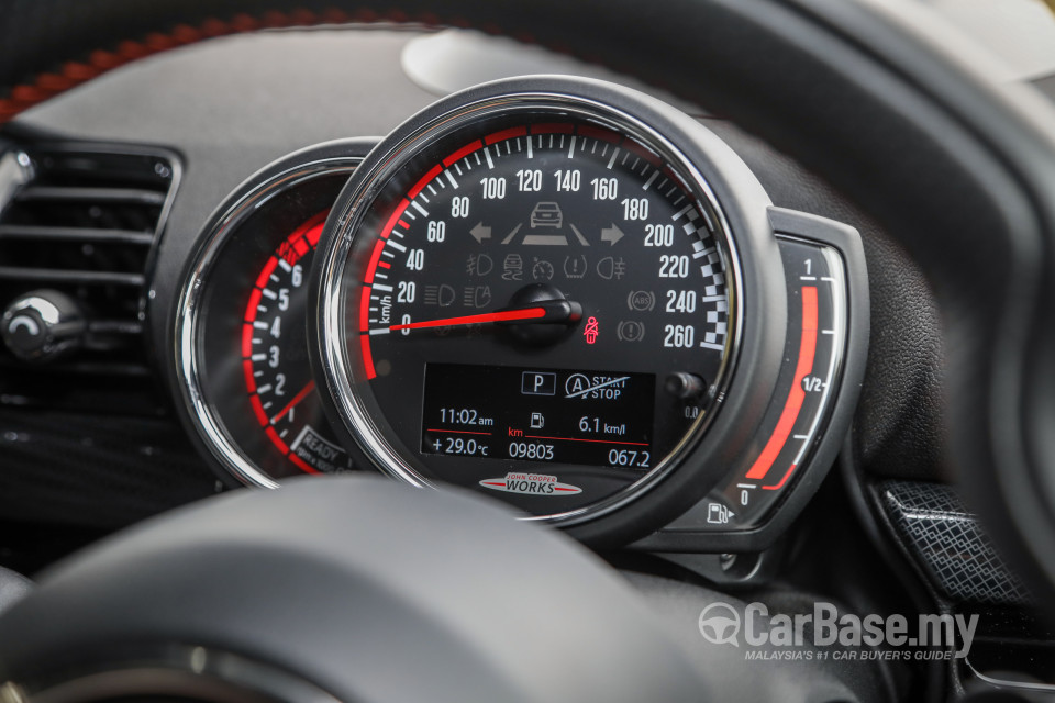 MINI Clubman F54 LCI (2019) Interior