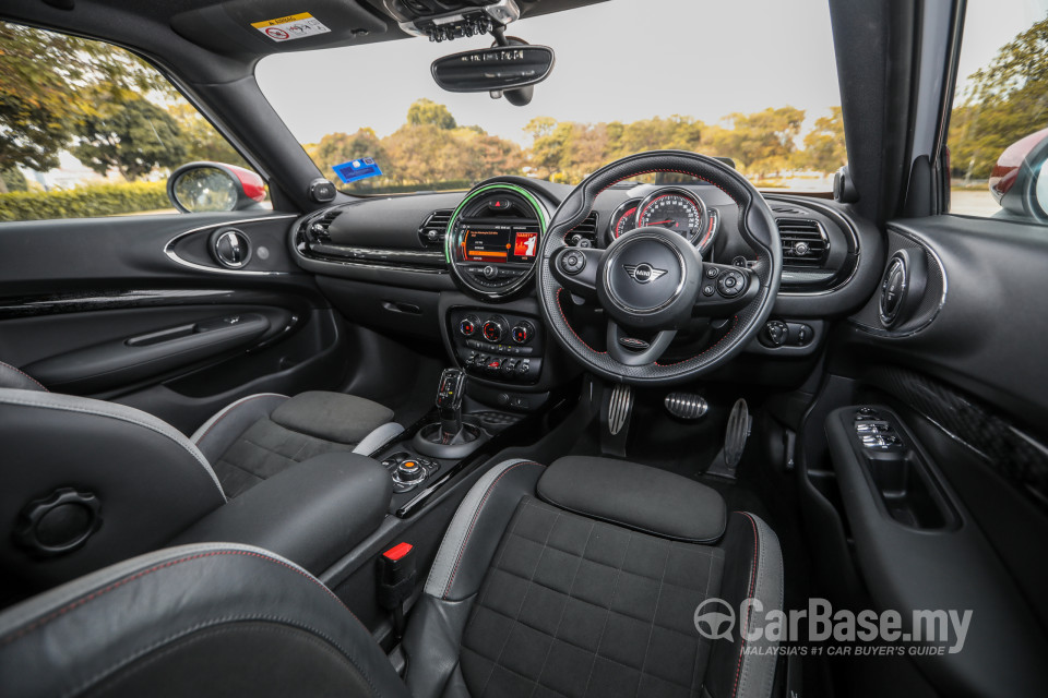 MINI Clubman F54 LCI (2019) Interior