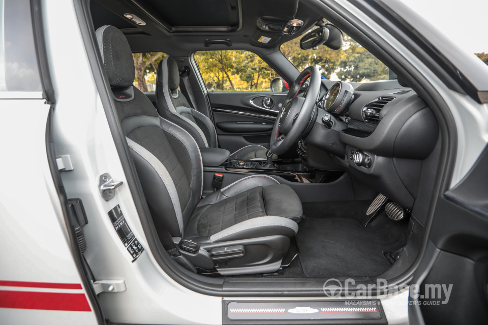 MINI Clubman F54 LCI (2019) Interior
