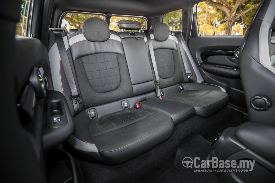 MINI Clubman F54 LCI (2019) Interior