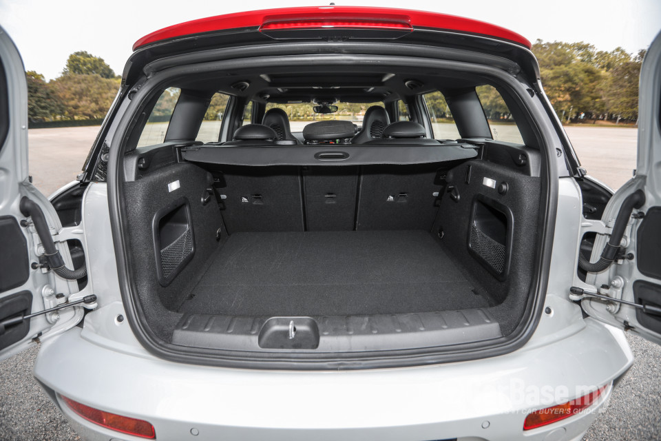 MINI Clubman F54 LCI (2019) Interior