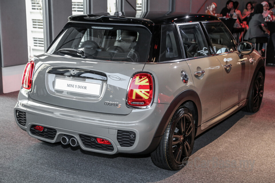 MINI Clubman F54 (2016) Exterior