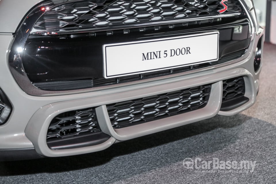 MINI 5 Door F55 LCI (2018) Exterior