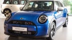MINI 5 Door Exterior photo