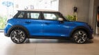 MINI 5 Door Exterior photo