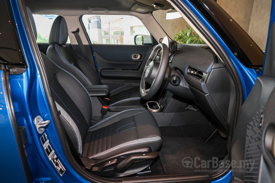 MINI 5 Door F65 (2024) Interior
