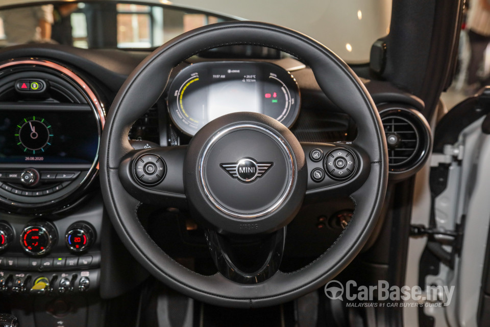 MINI Electric F56 LCI (2020) Interior