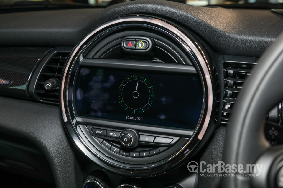 MINI Electric F56 LCI (2020) Interior
