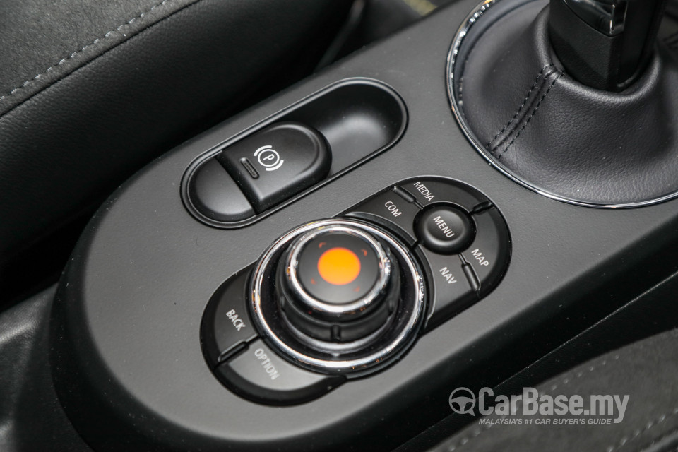MINI Electric F56 LCI (2020) Interior