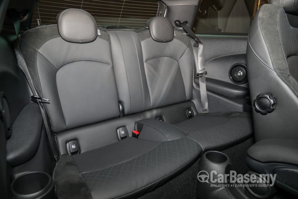 MINI Electric F56 LCI (2020) Interior