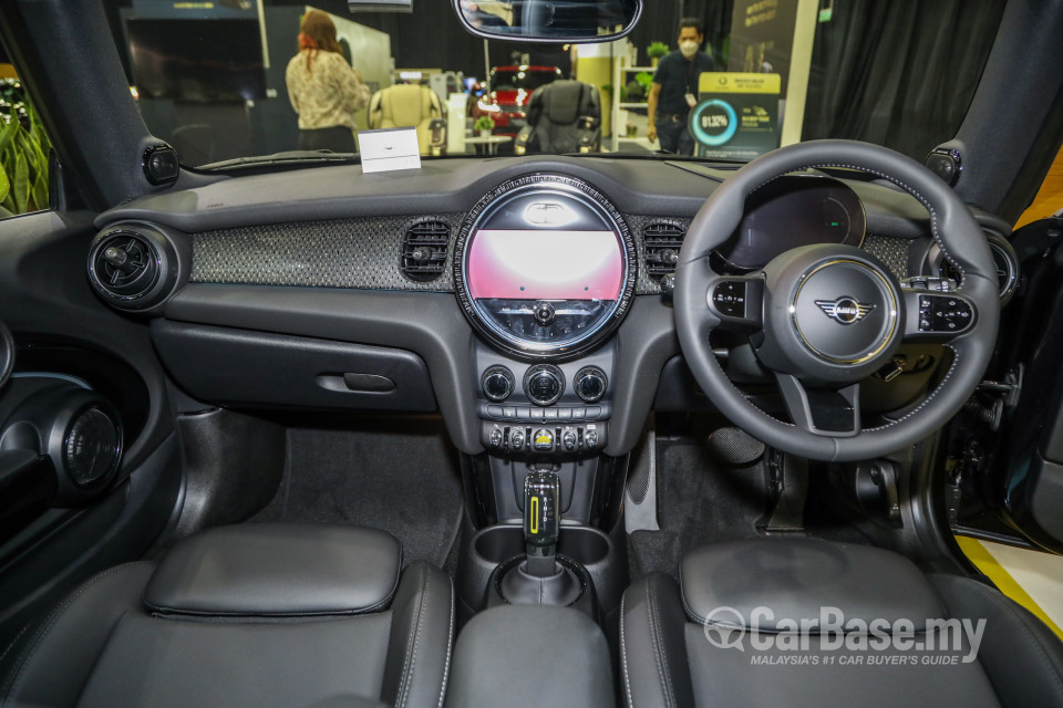 MINI Electric F56 LCI 2 (2021) Interior